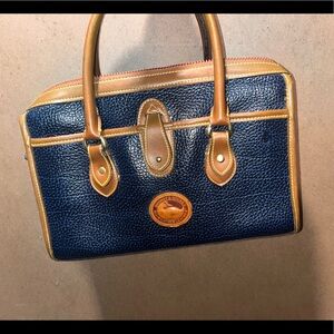 Vintage Dooney & Bourke purse